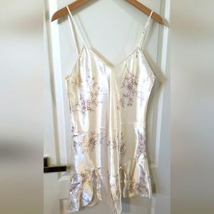 Bay 6 New York lingerie, size M, NWOT